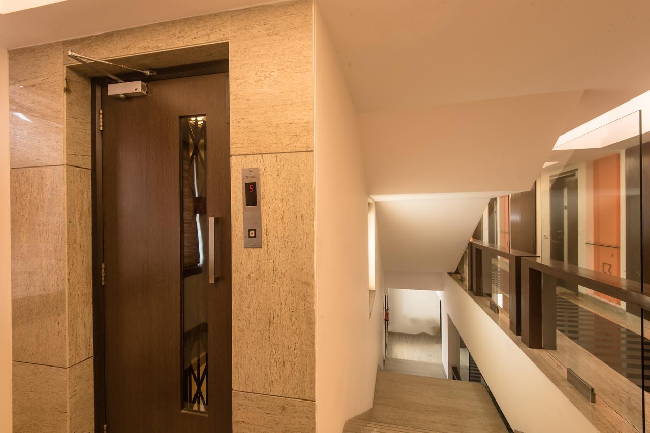 Oyo Flagship 584 Santacruz East Ξενοδοχείο Mālād Εξωτερικό φωτογραφία